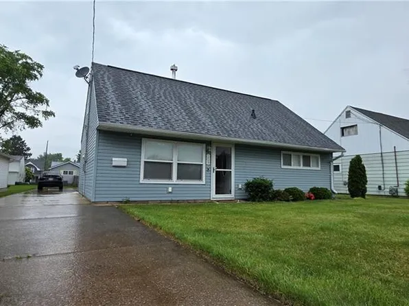 209 Fair St, Clyde, OH 43410
