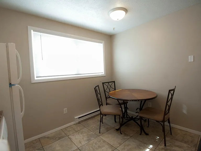 1500 Hancock Dr — Photo 8