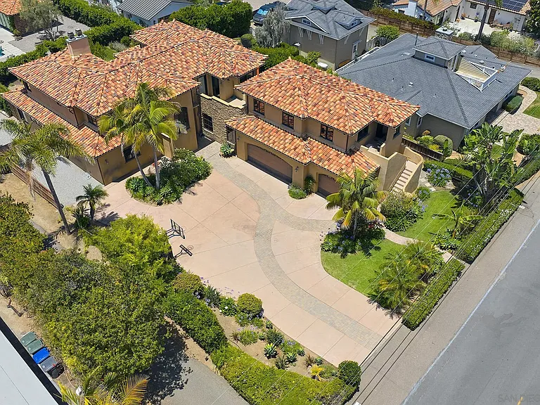 645 N Rios Ave — Photo 17