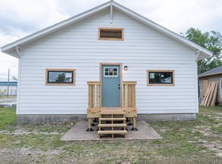 613 2nd Ave, Warner, OK 74469