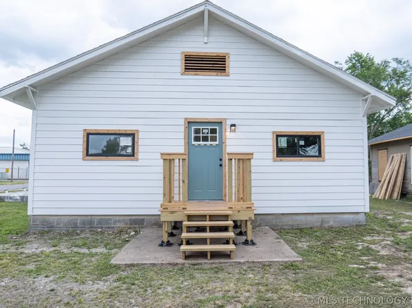 613 2nd Ave, Warner, OK 74469