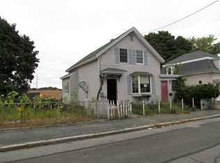 408 Lincoln St, Lowell, MA 01852