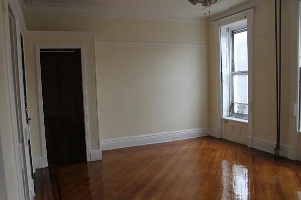 Rented by H.P. Greenfield Real Estate | media 2