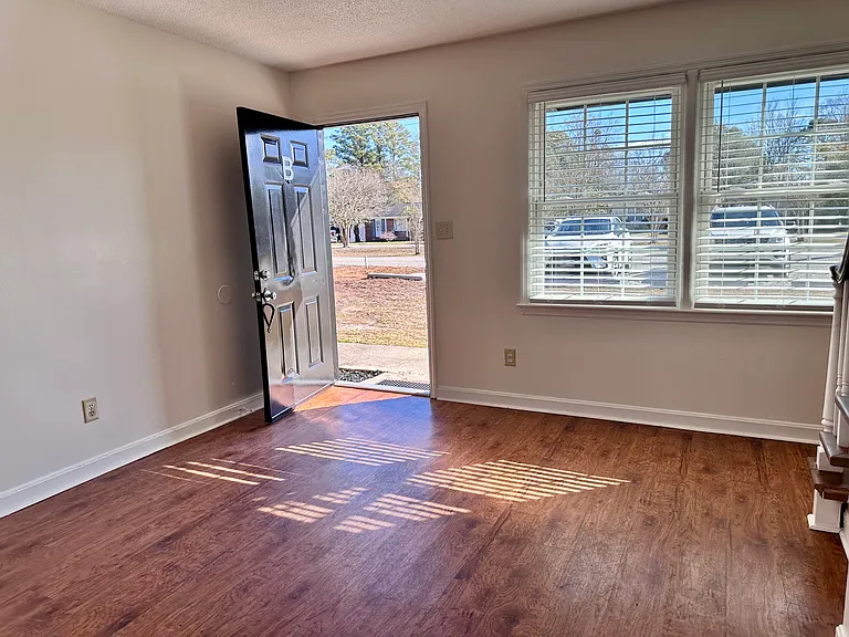 6203 Tindal St #B — Photo 15