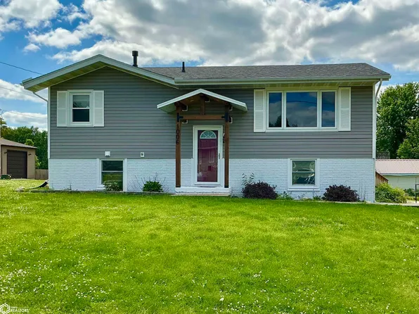 1006 N 14th St, Centerville, IA 52544