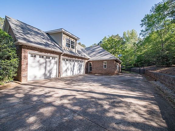 4th image of 38 Rocky Shoals Rd