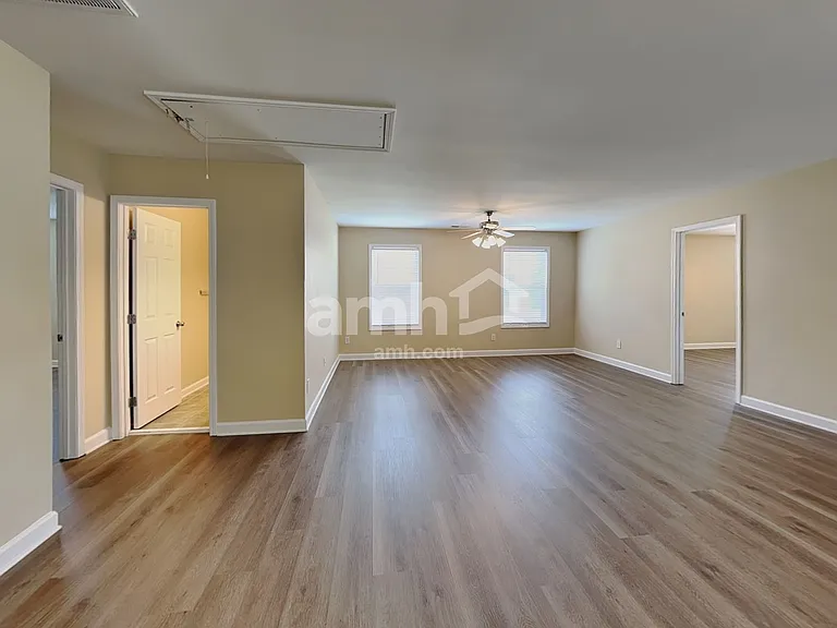 9413 Philbeck Ln — Photo 9