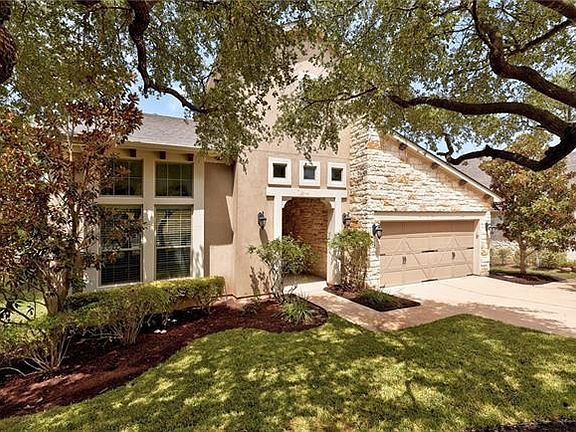 3rd image of 211 Lombardia Dr