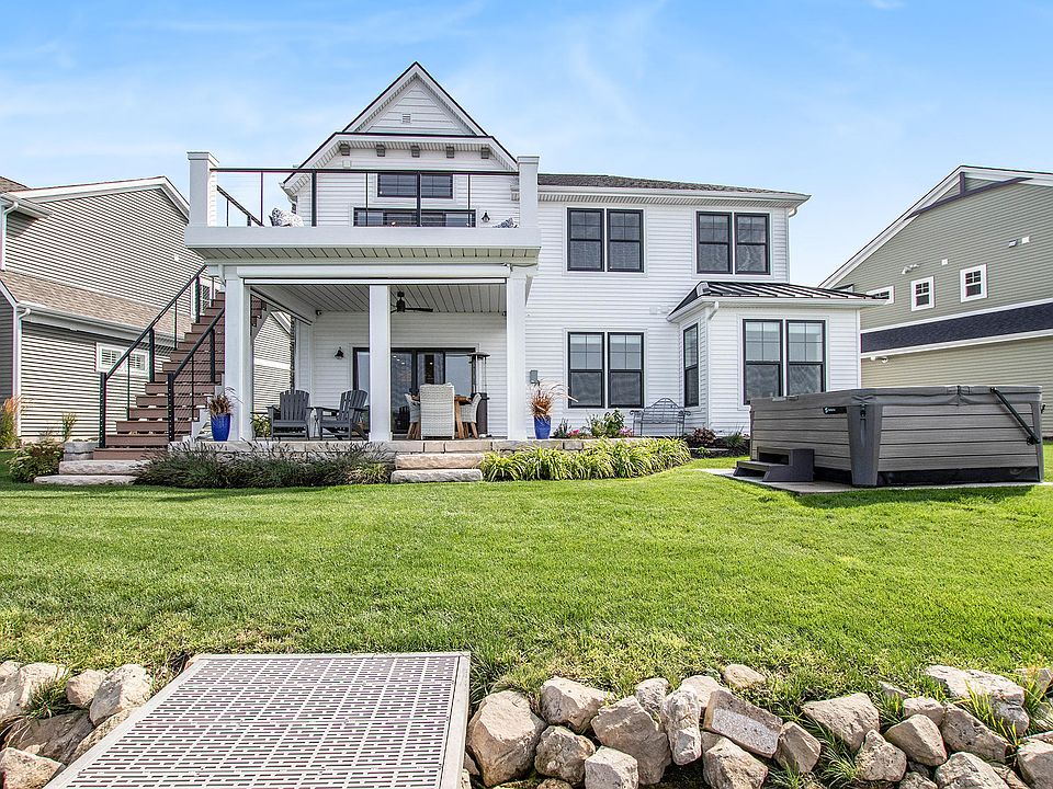 1st image of 1004 S Cove Cir