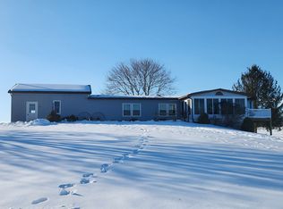 615 Twin Bridge Rd, Chambersburg, PA 17202