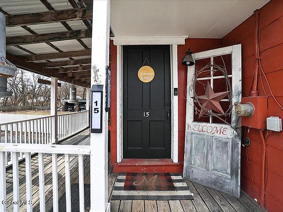 2nd image of 15 Thomas Street