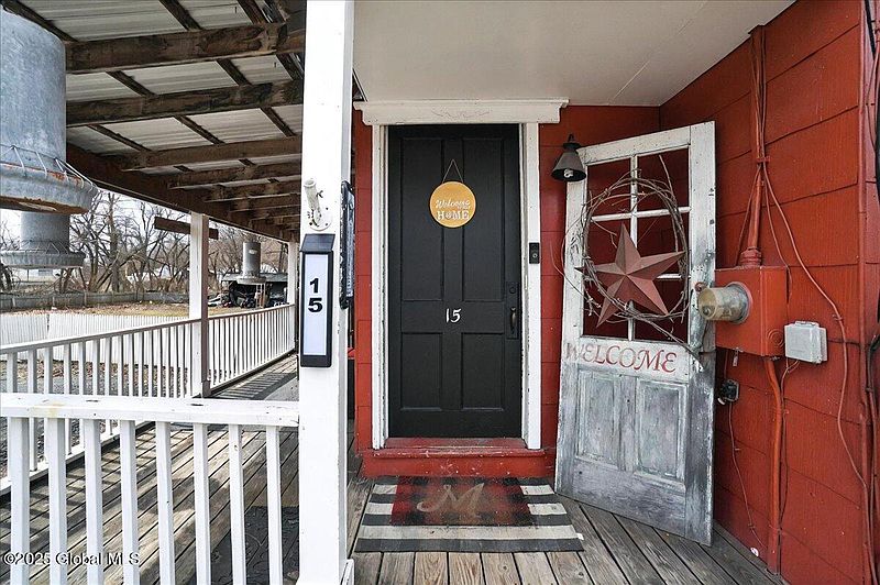 2nd image of 15 Thomas Street