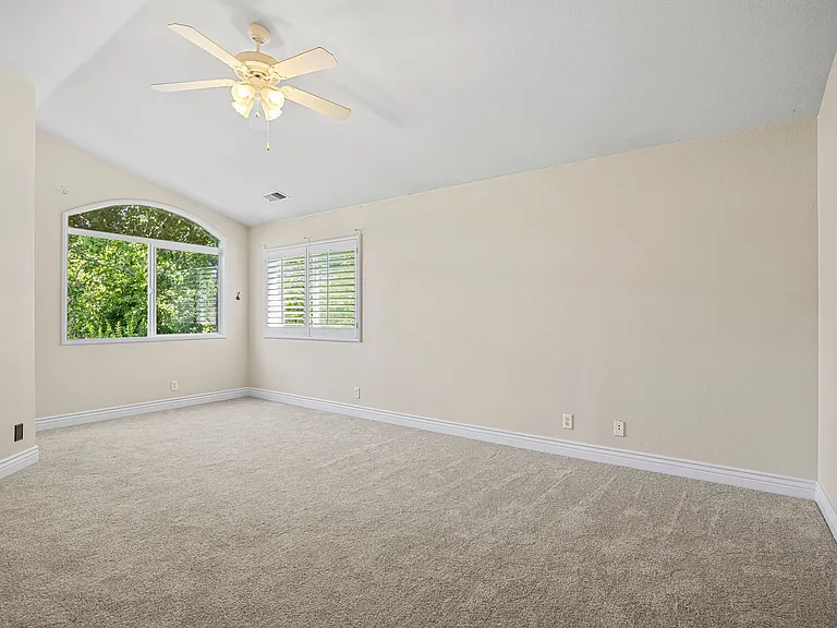 939 Skip Away Ct — Photo 26