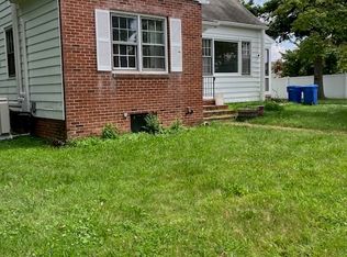 307 Taney Heights Dr, Taneytown, MD 21787