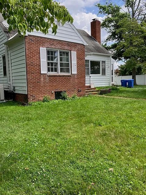 307 Taney Heights Dr photo 1