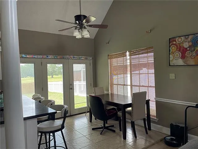 2095 Golfview Dr — Photo 9