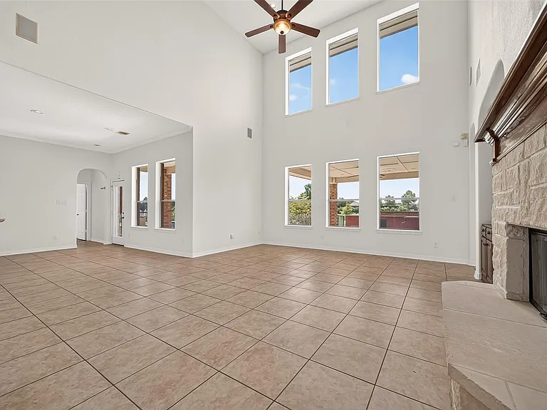 3719 Finch Springs Ln — Photo 14