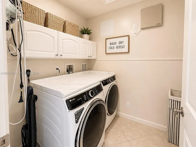 4415 E Whitewater Ave — Photo 24