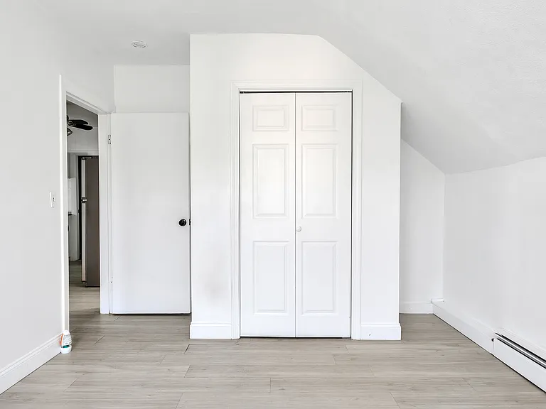 86 Woodward Ave #2 — Photo 4