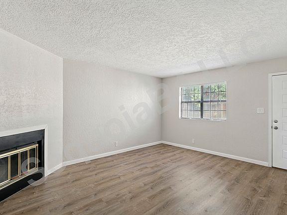 5th image of 6041 Sequoia Rd NW APT B04
