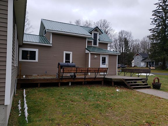 4th image of 8344 N West St