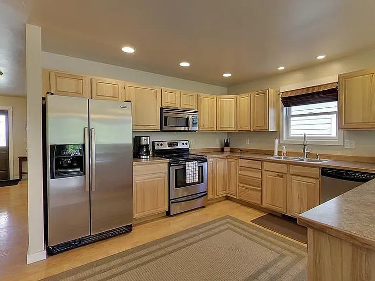 972 Yellowstone Ave — Photo 7
