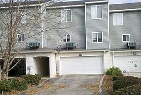 2nd image of 686 Riverfront Dr