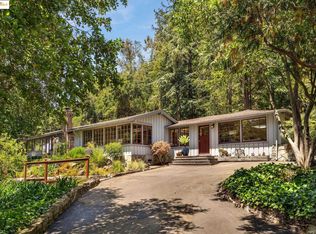 2976 Joaquin Miller Rd, Oakland, CA 94602