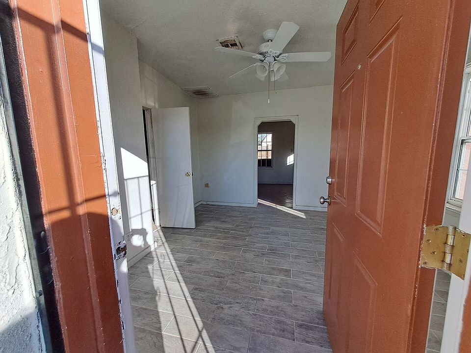1st image of 160 Arnold Pl #2