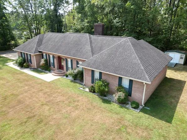 1805 Cone St NW, Fayette, AL 35555