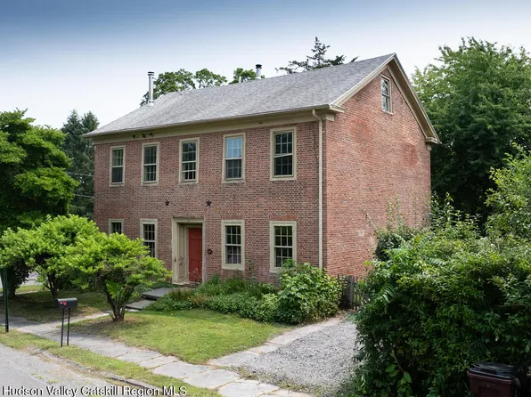 39 N Warren Street, Athens, NY 12015