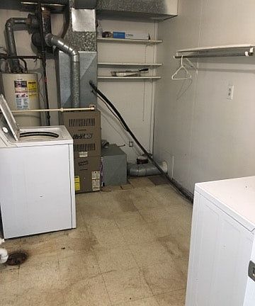 Laundry/utility room