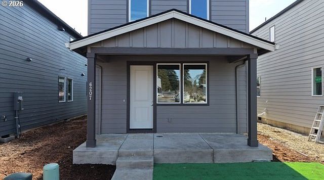 1st image of 6207 NE 43rd St
