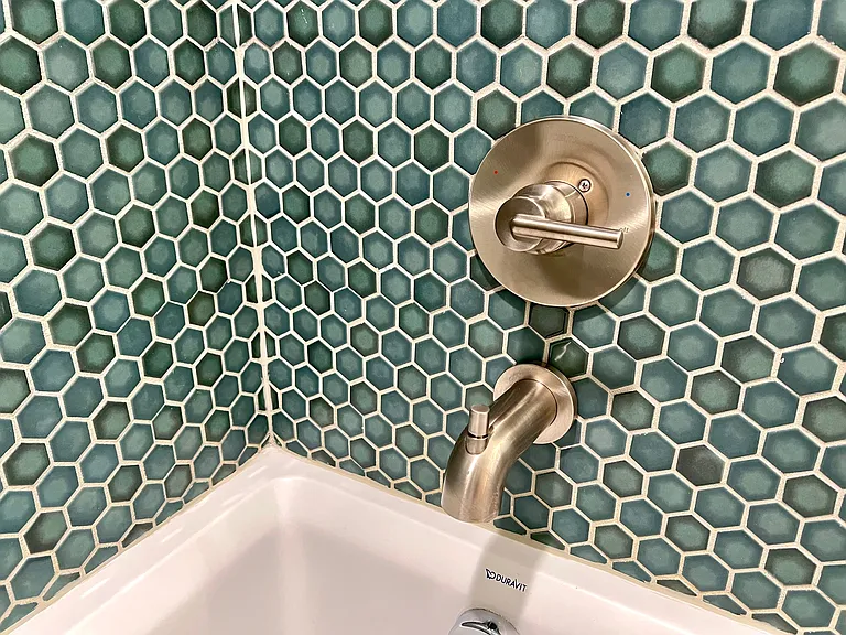 Rich and gorgeous hex wall tile detail