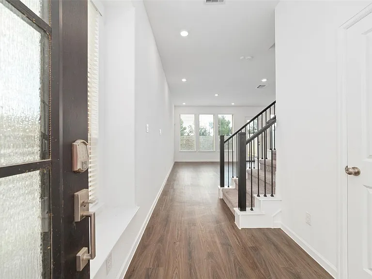5719 Foggy Vine Ct — Photo 4