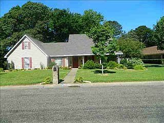 1st image of 2605 Northhaven Dr