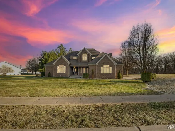 339 Sandpiper Ln, Grafton, IL 62037