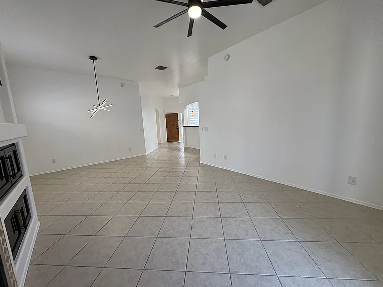 7370 E Placita Luz De La Luna — Photo 8