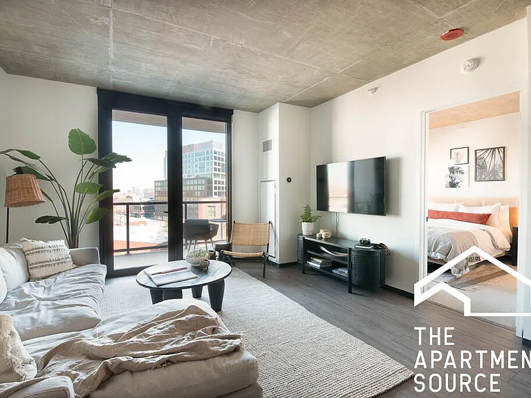 1464 W Randolph St #1 — Photo 14