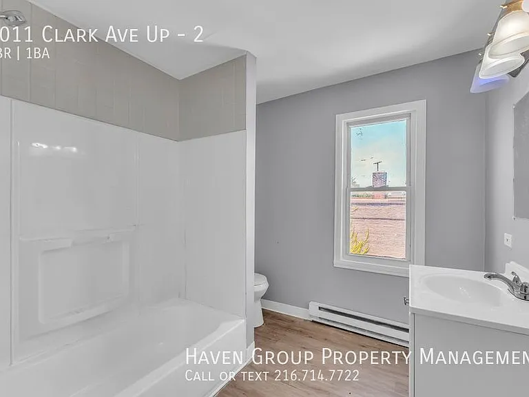 5011 Clark Ave #UP-2 — Photo 19