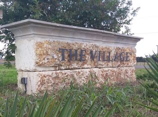 1088 Christie Ln, Terrell, TX 75161