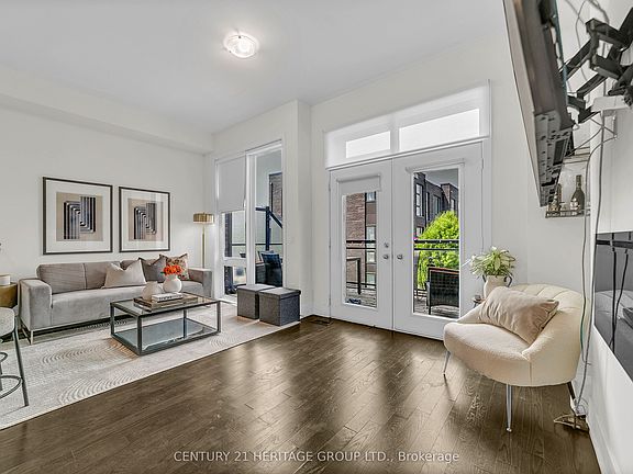 5th image of 9136 Bathurst St
