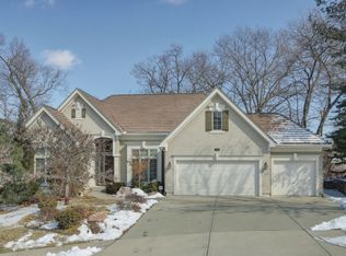 5059 Greenwood Ct, Shawnee, KS 66216