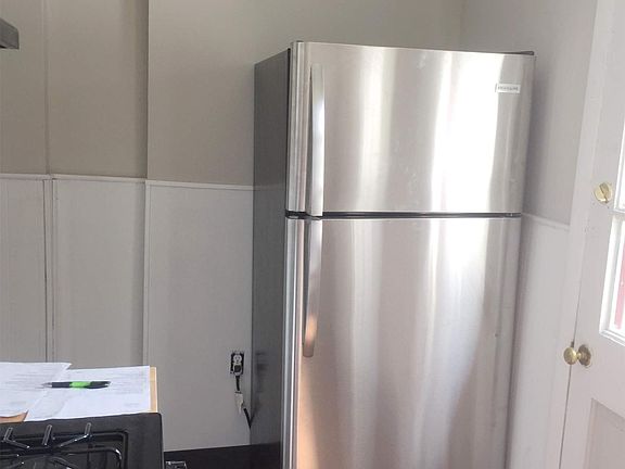 3rd image of 1266 Clifton Prad #B
