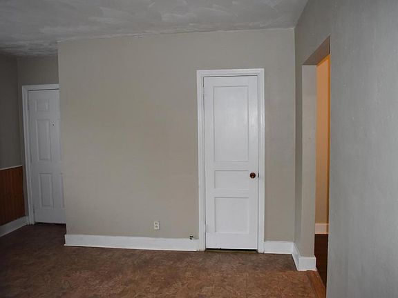 5th image of 814 Crawford Ave APT B