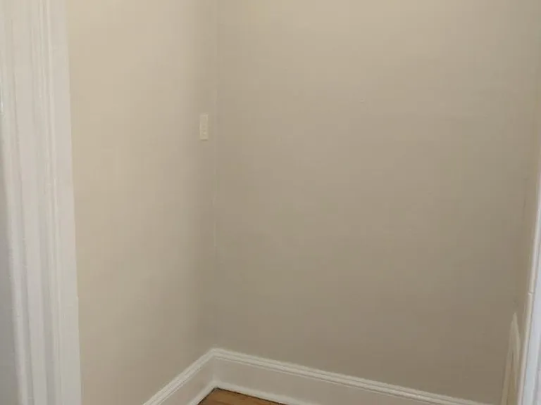 Unit Photo
