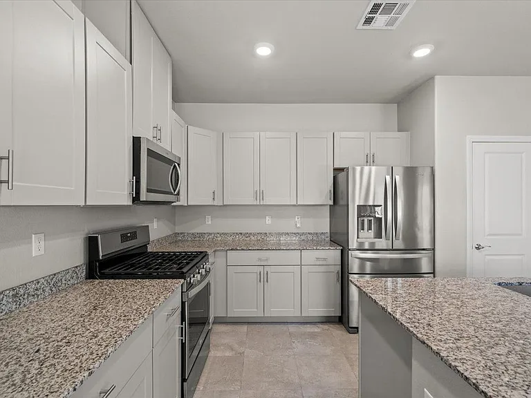 4035 Beech Fern Ave — Photo 4