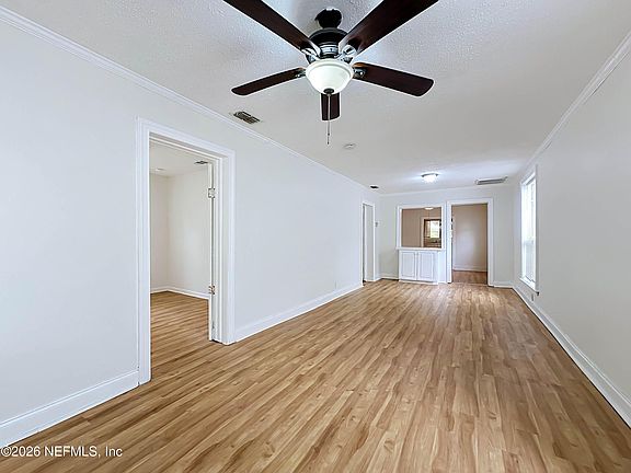 3rd image of 224 SPRING Street