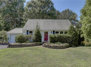 63 Meadows St, Pearl River, NY 10965