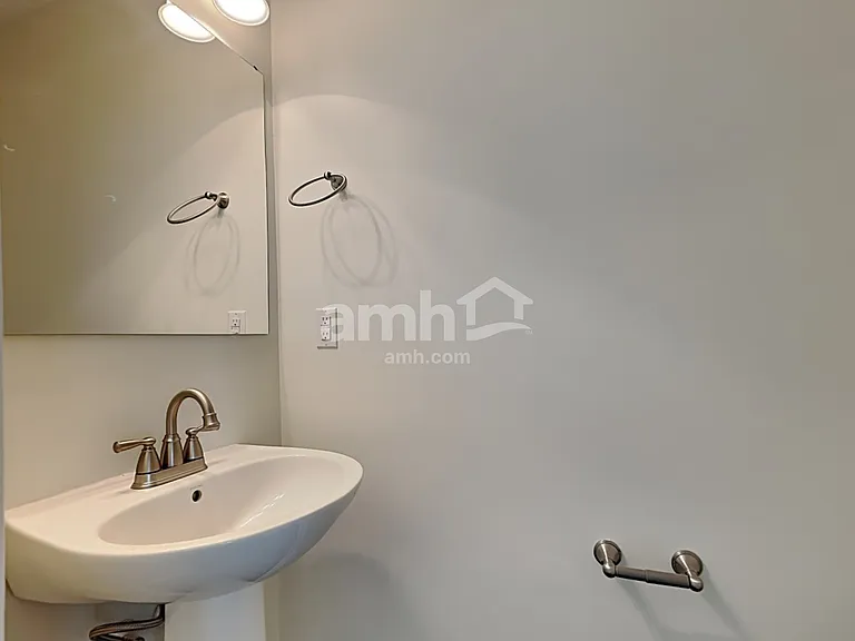 4651 Megan Danielle Dr — Photo 7